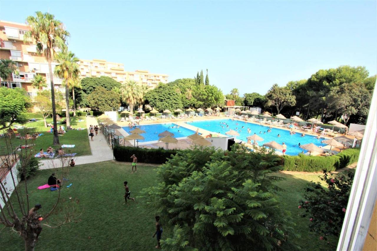 119 Iris Apartamentos - Piscina - Playa Cercana- Ubicacion Centrica بينالماذينا المظهر الخارجي الصورة